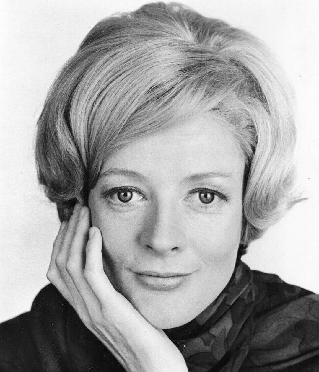 Maggie Smith Profil Resmi