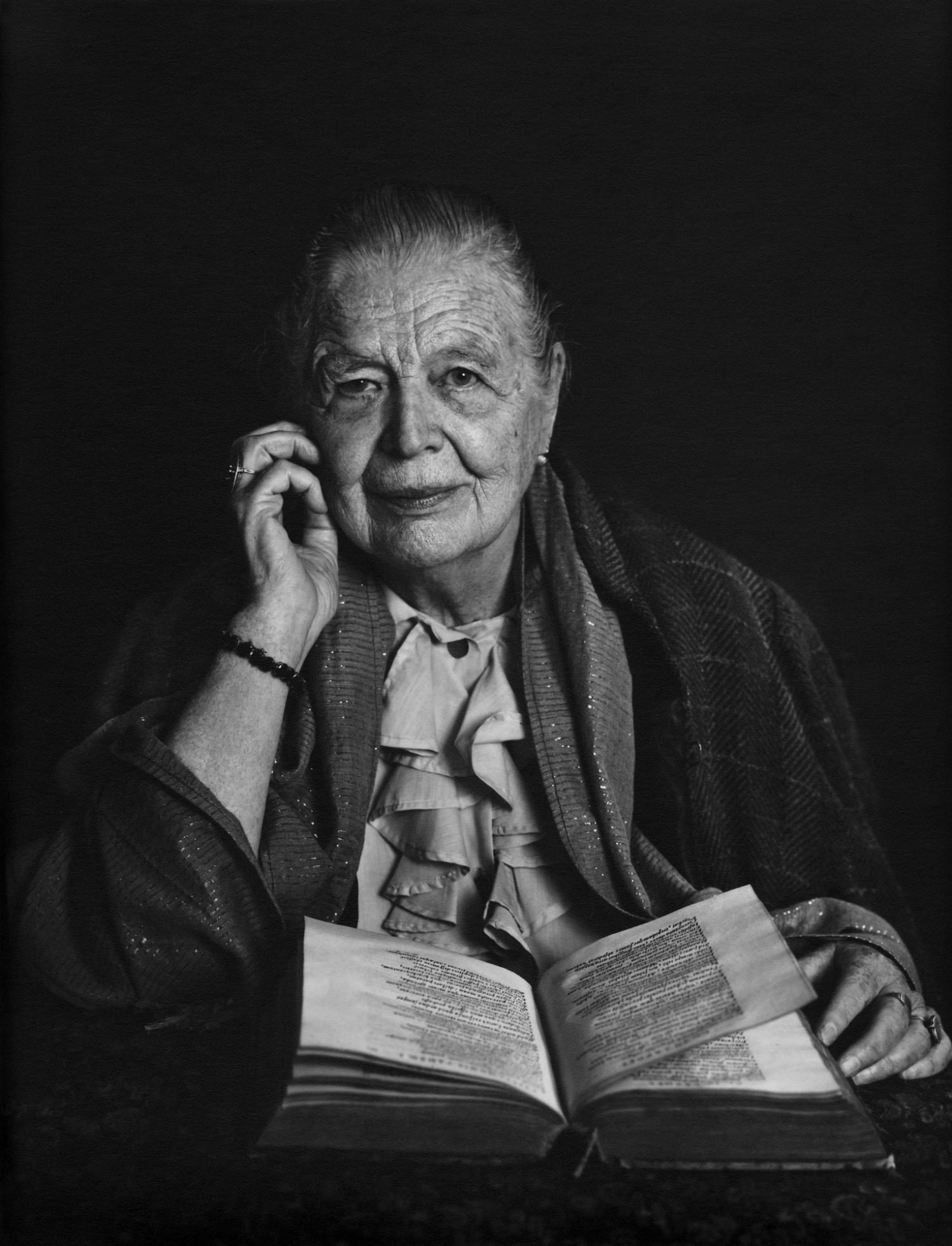 Marguerite Yourcenar Profil Resmi