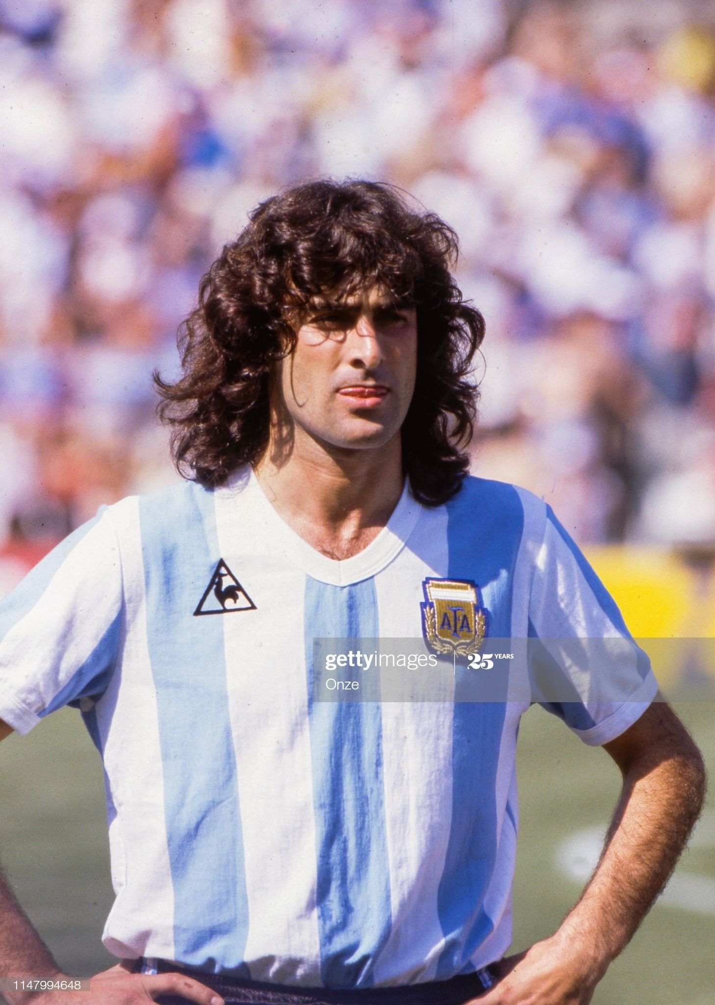 Mario Kempes Profil Resmi