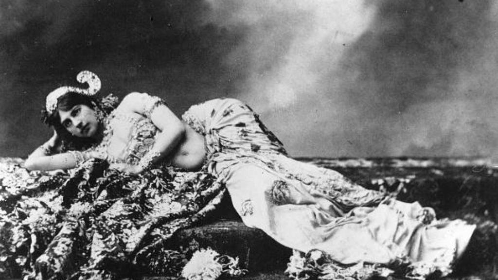 Mata Hari Fotoğrafı - 1