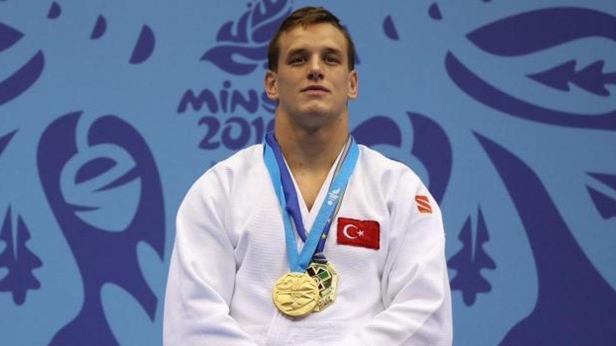 Mikail Özerler Fotoğrafı - 1