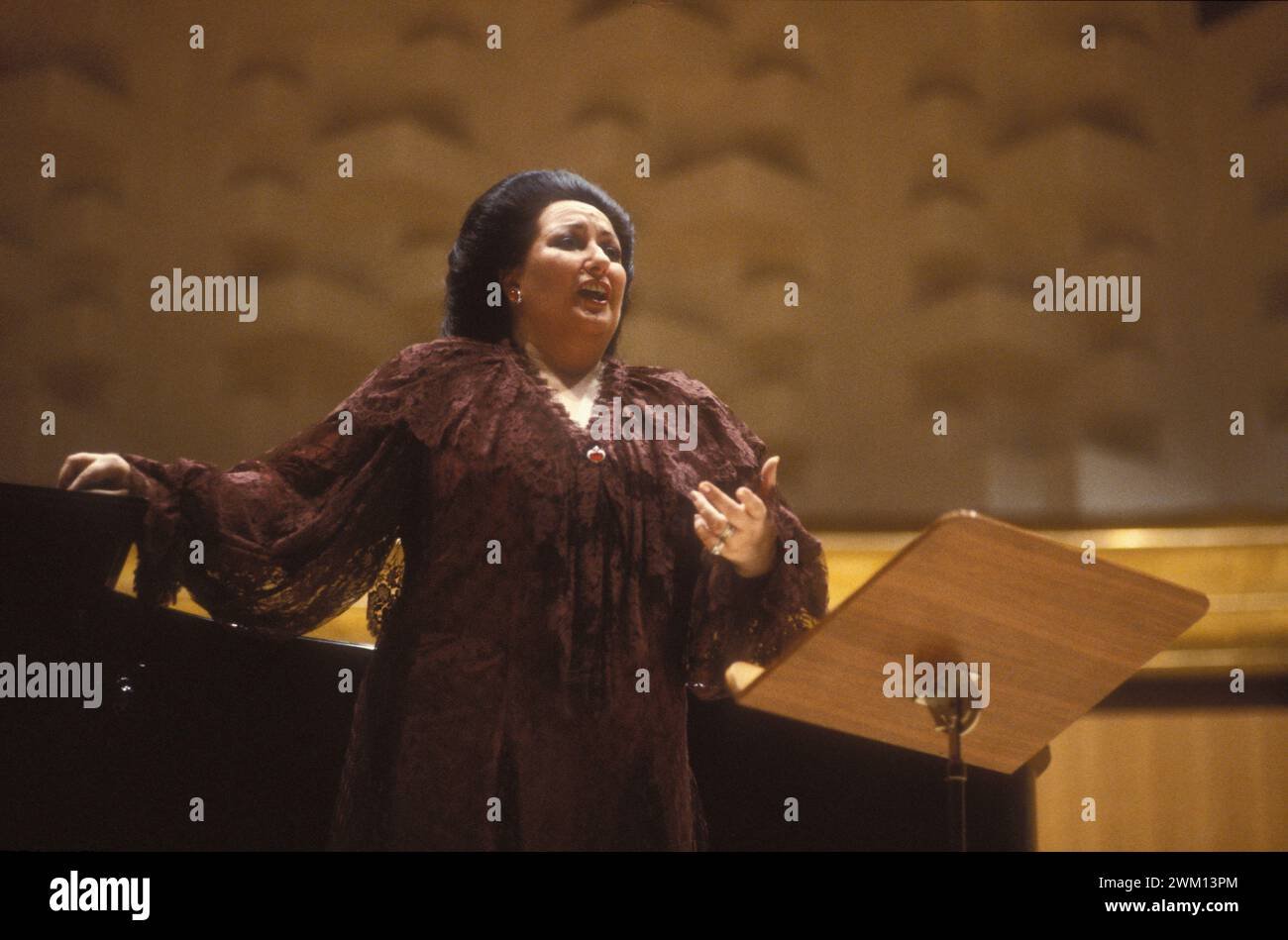 Montserrat Caballé Fotoğrafı - 2