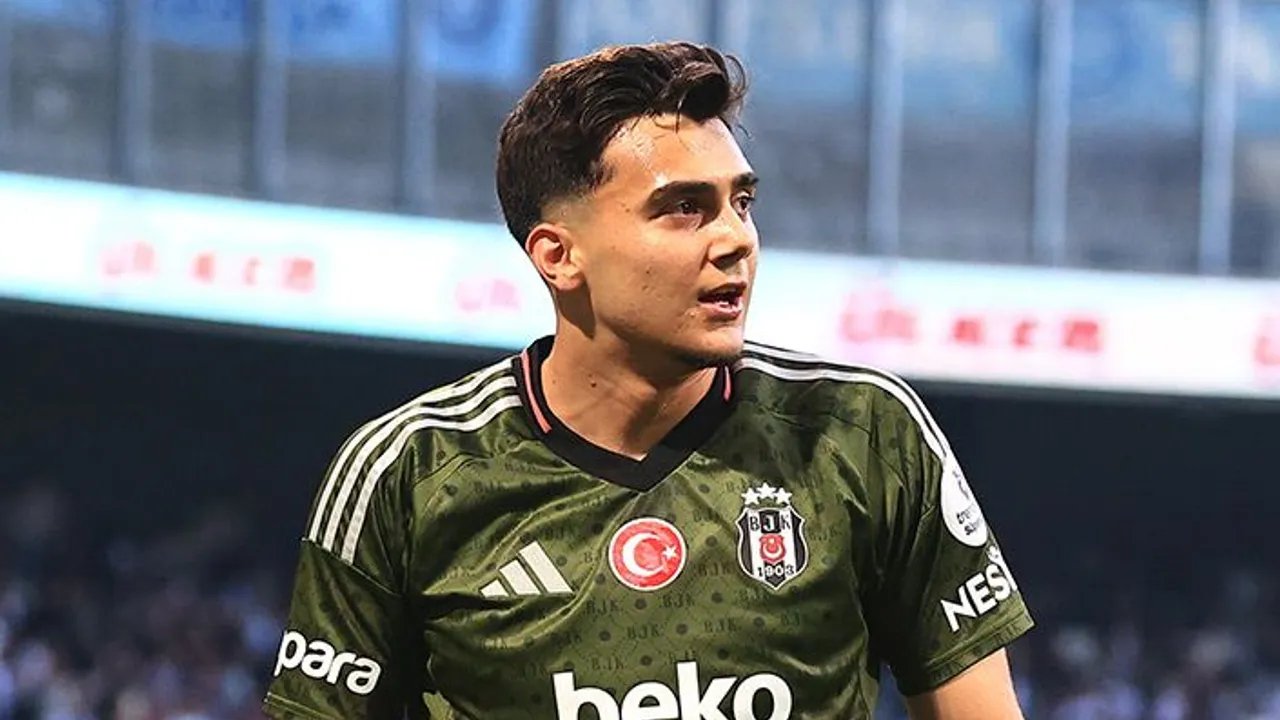 Mustafa Erhan Hekimoğlu Fotoğrafı - 1