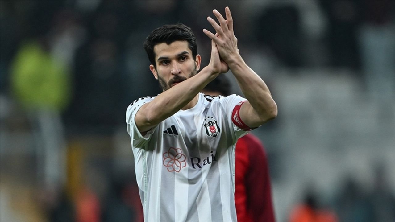 Necip Uysal Fotoğrafı - 1
