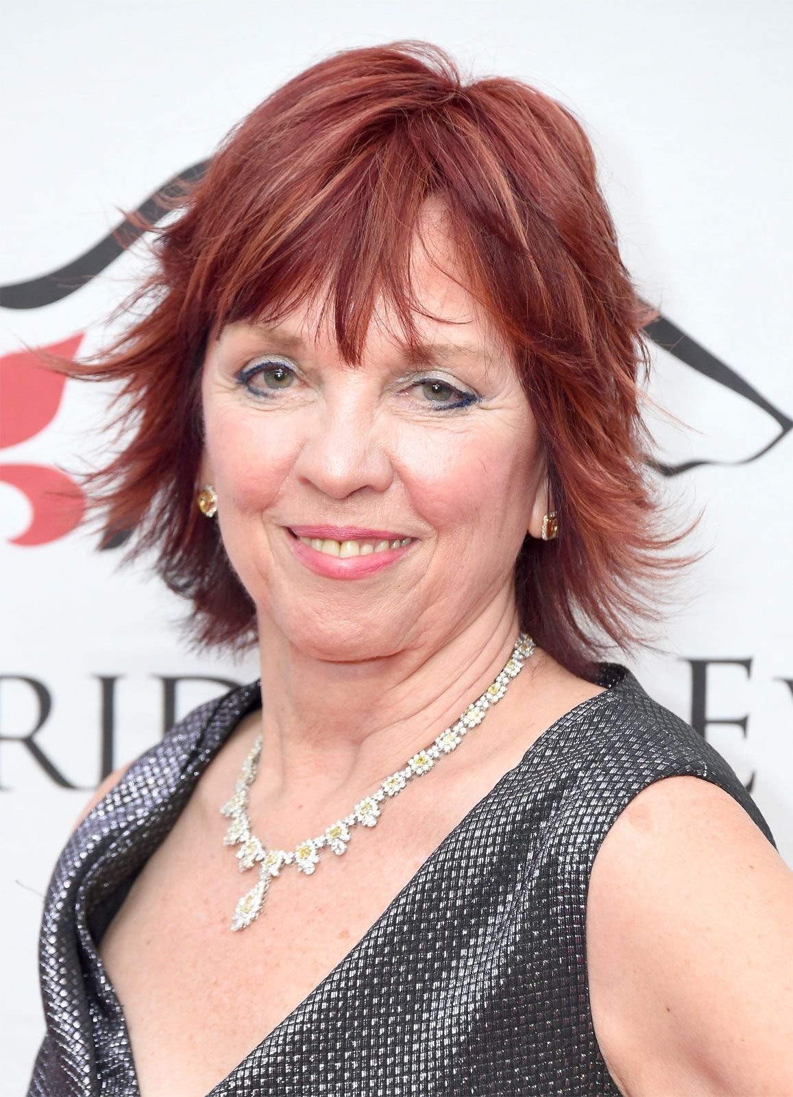Nora Roberts Profil Resmi