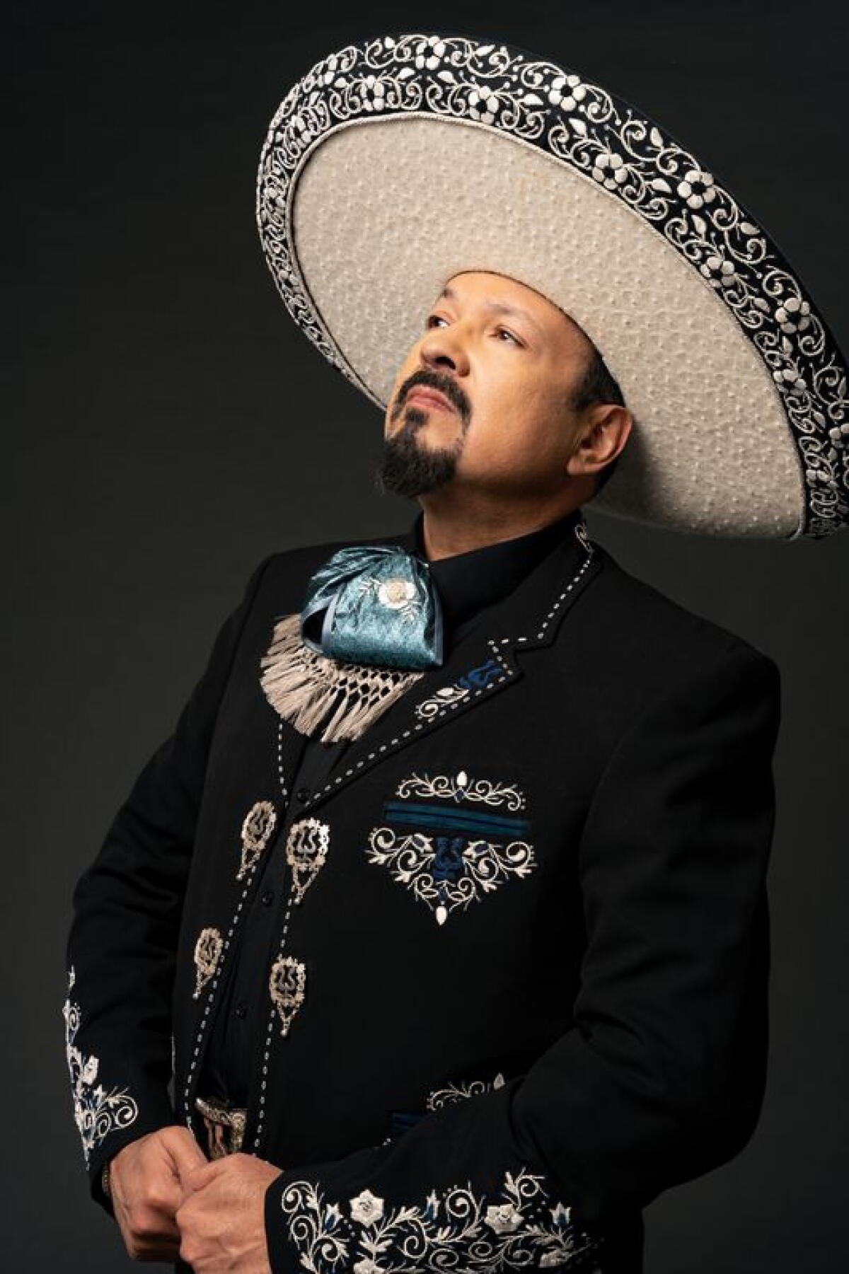 Pepe Aguilar Fotoğrafı - 2