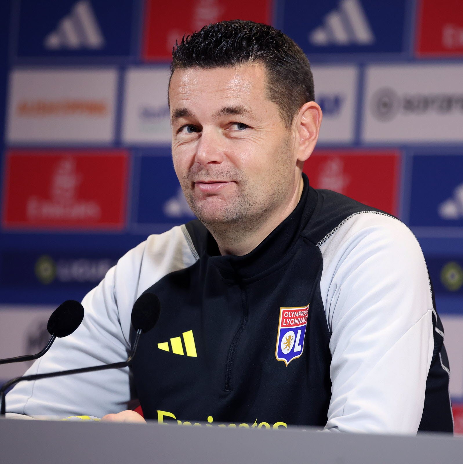 Pierre Sage Profil Resmi
