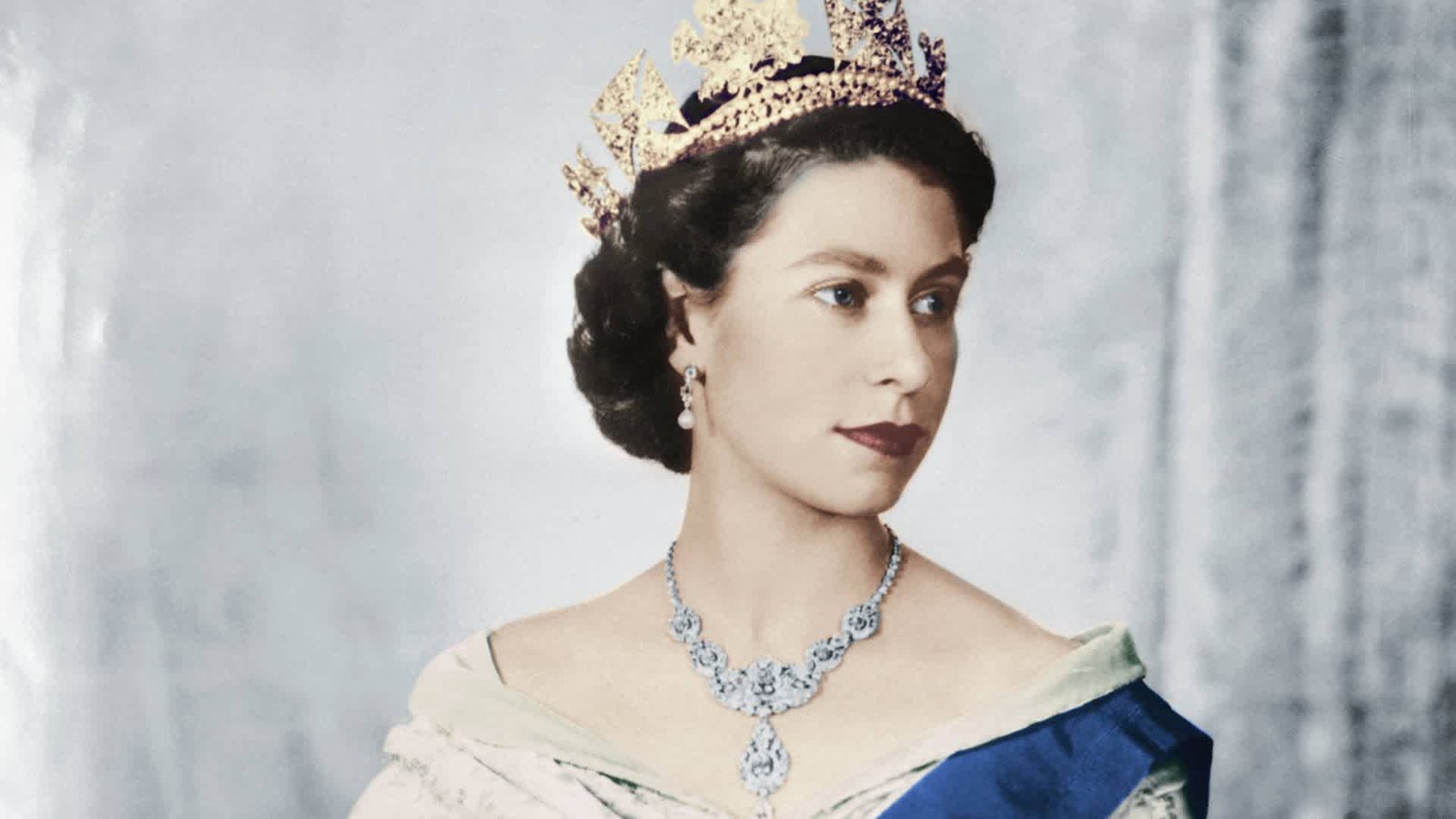 Queen Elizabeth II Fotoğrafı - 3
