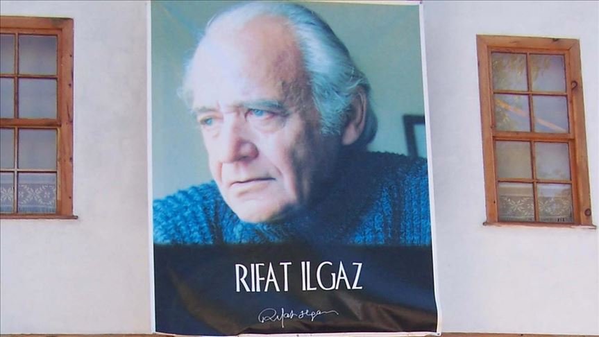 Rıfat Ilgaz Fotoğrafı - 3
