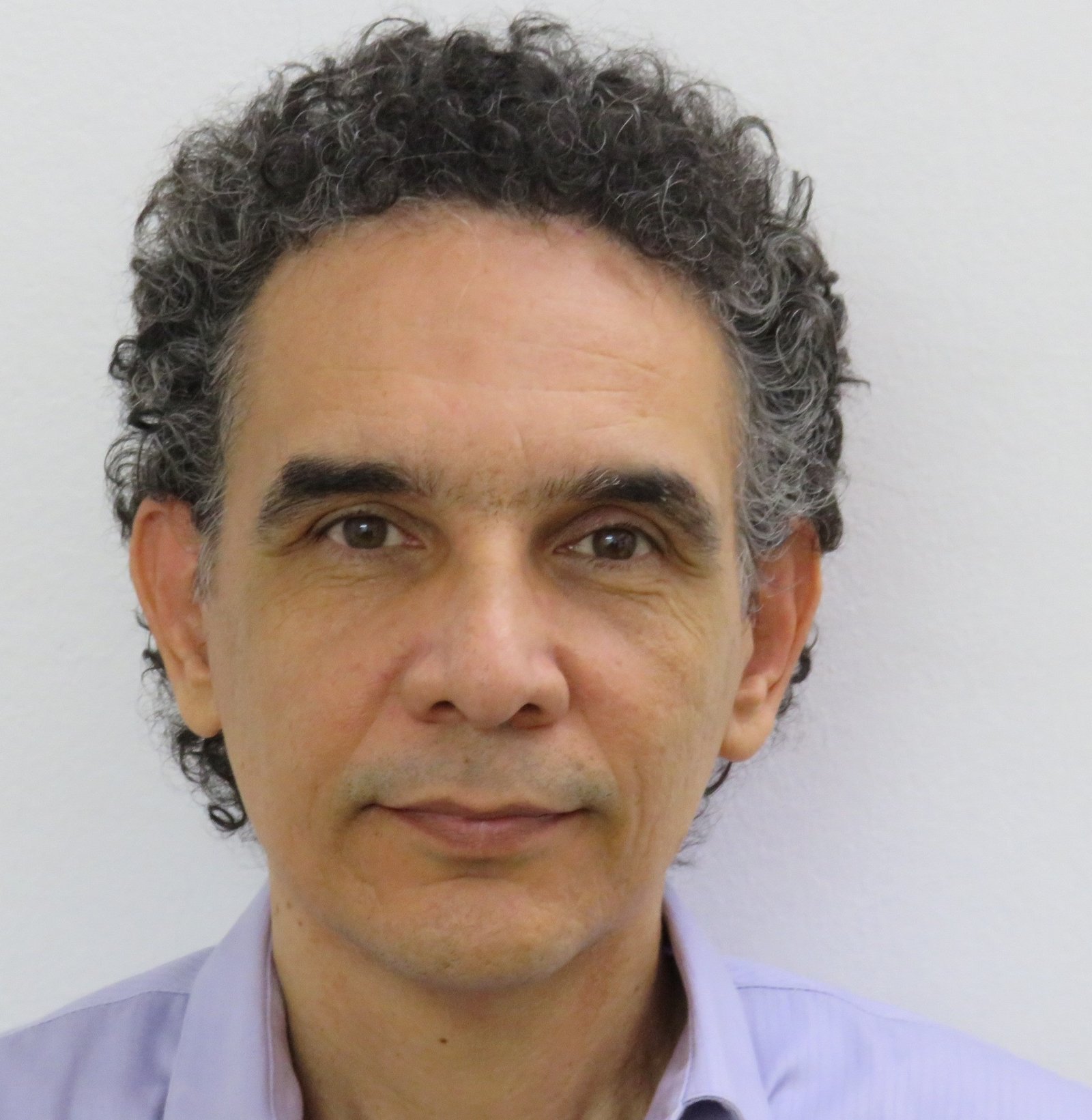 Roberto Rojas Fotoğrafı - 5