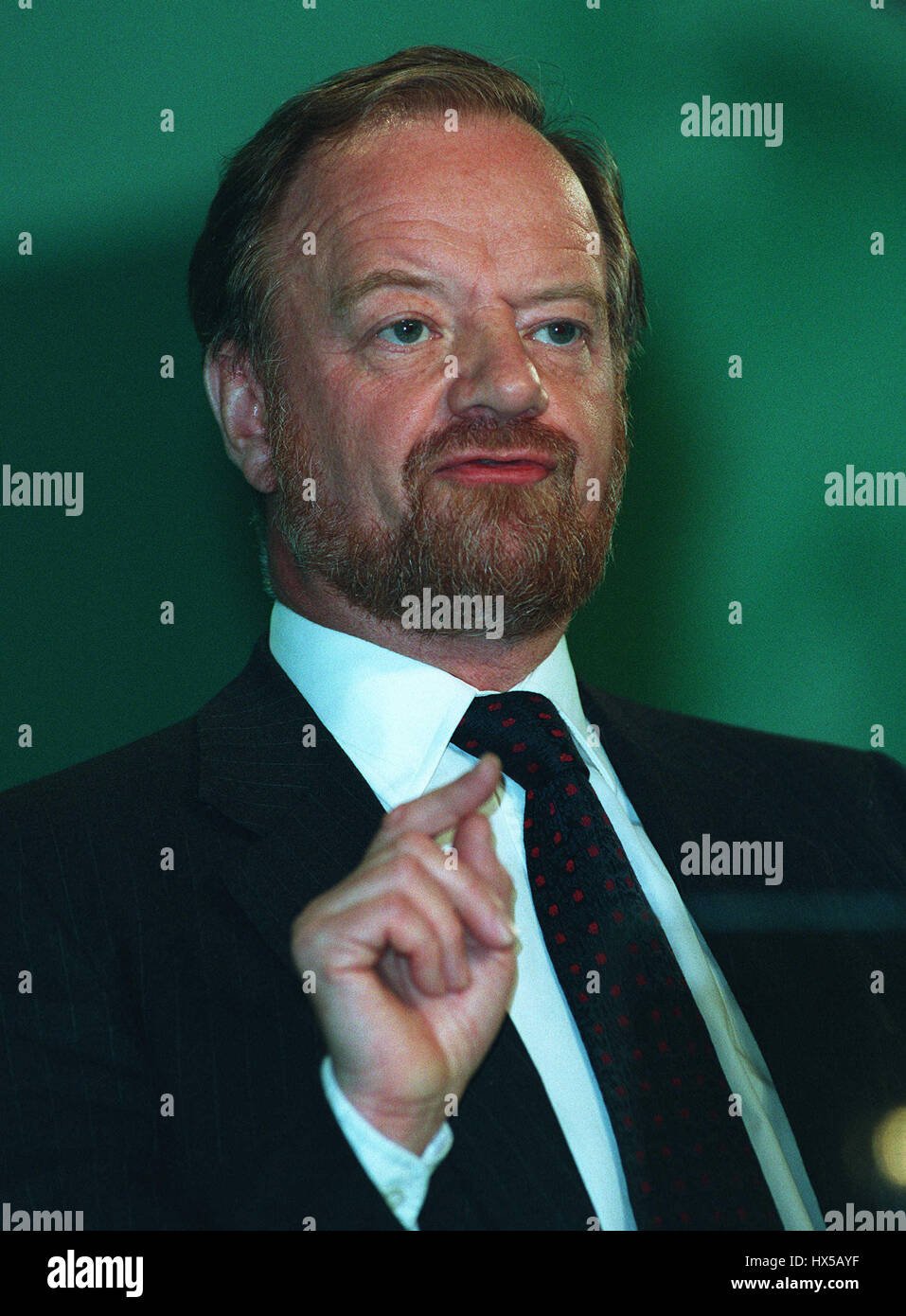Robin Cook Fotoğrafı - 1