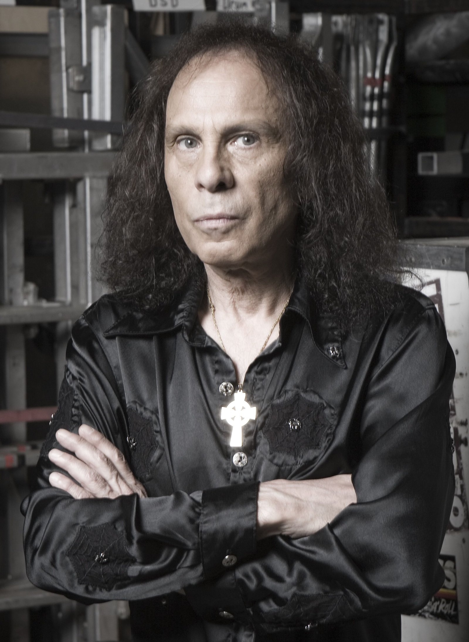 Ronnie James Dio Profil Resmi