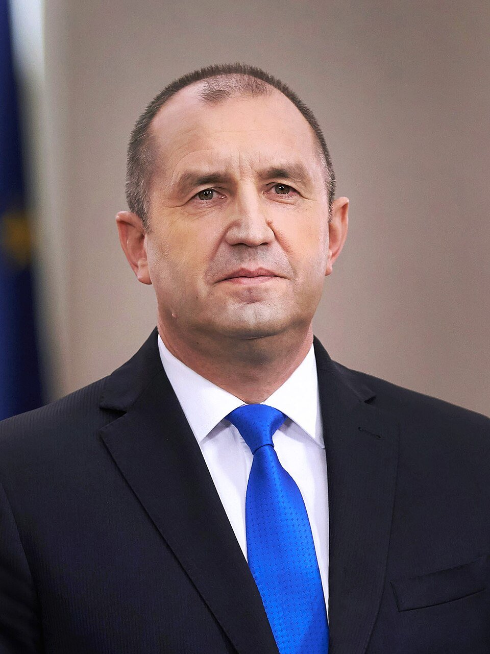 Rumen Radev Profil Resmi