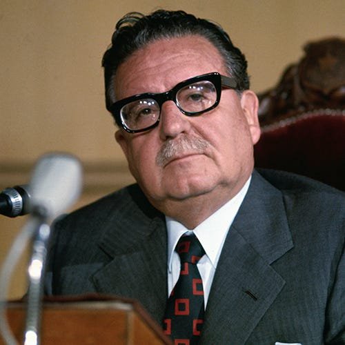 Salvador Allende Fotoğrafı - 1