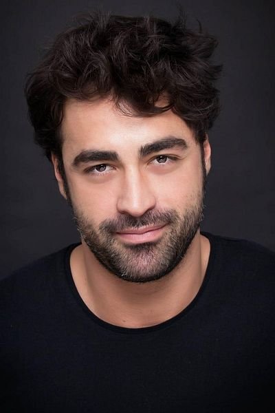 Sarp Levendoğlu Fotoğrafı - 2