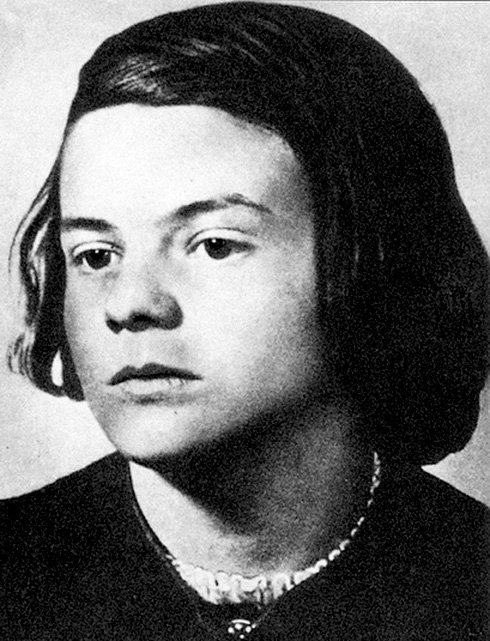 Sophie Scholl Fotoğrafı - 3