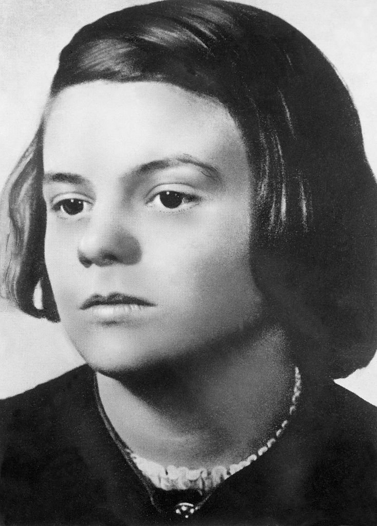 Sophie Scholl Profil Resmi