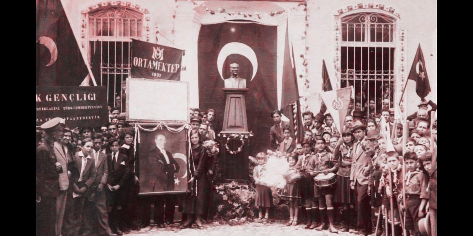 Şükrü Hanioğlu Fotoğrafı - 5