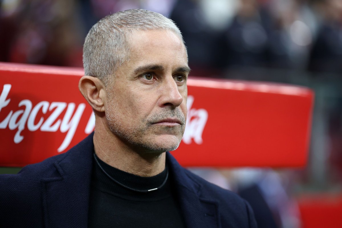 Sylvinho Profil Resmi