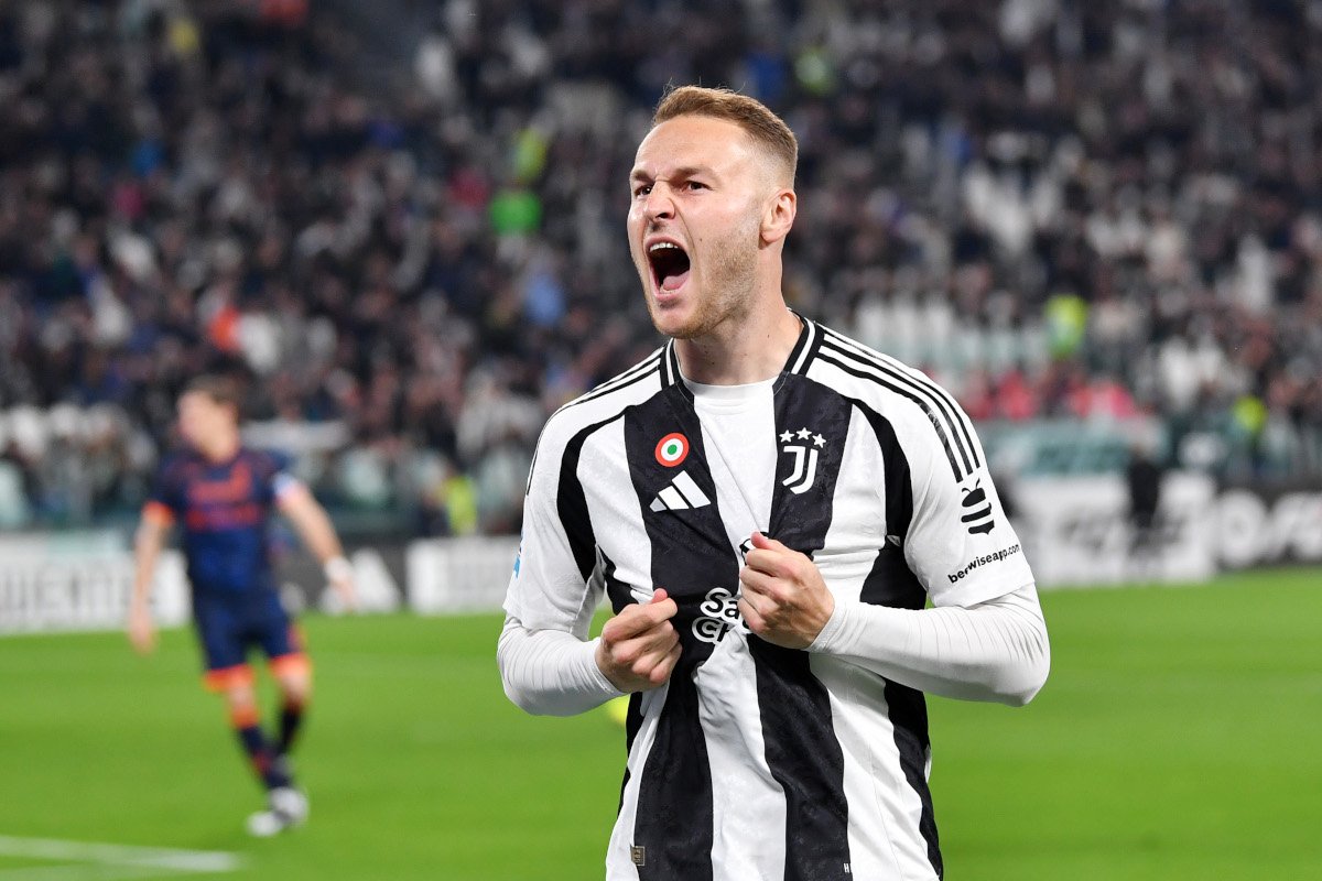 Teun Koopmeiners Profil Resmi