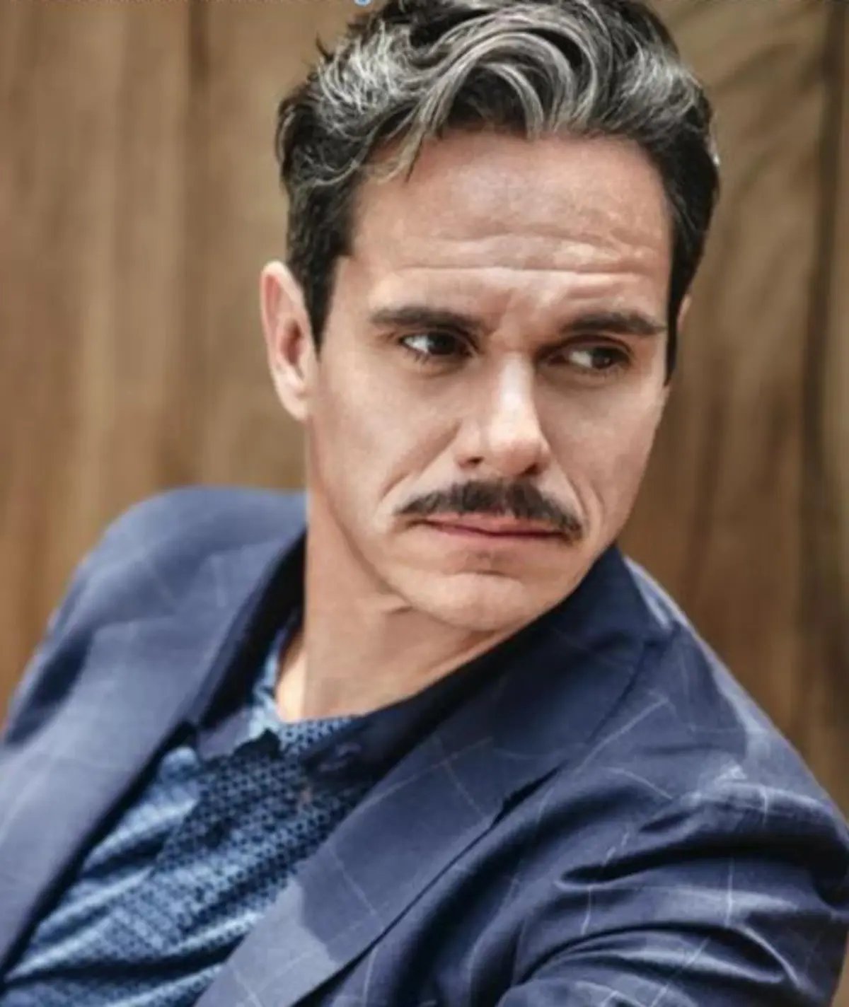 Tony Dalton Fotoğrafı - 4