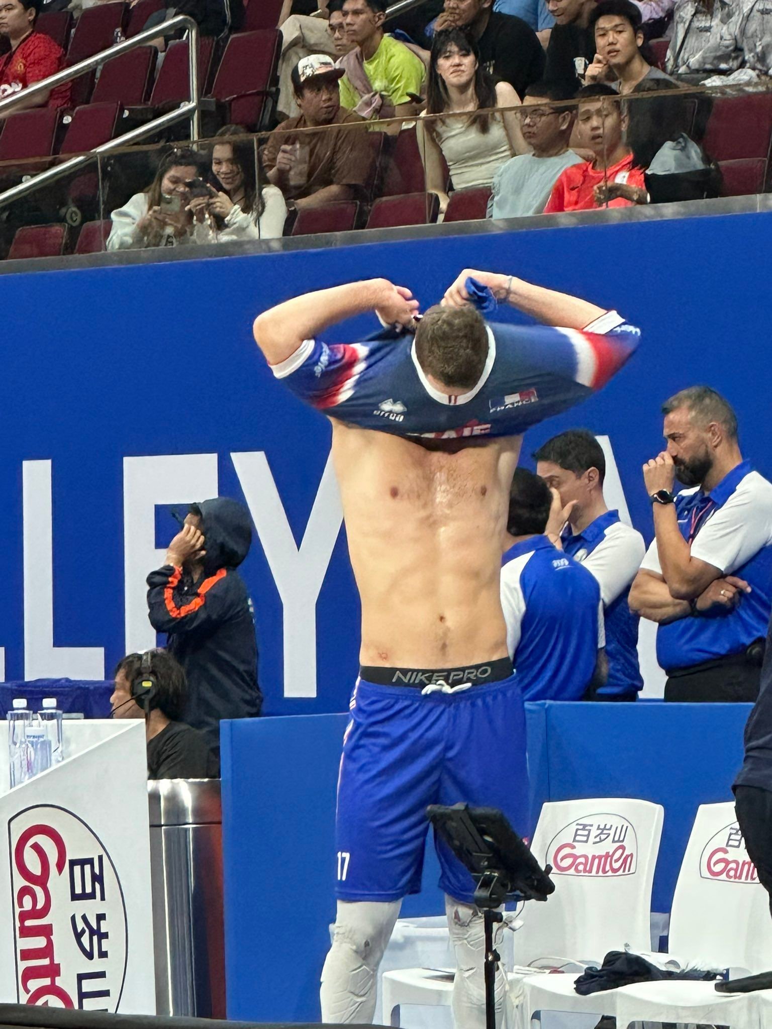 Trévor Clevenot Profil Resmi