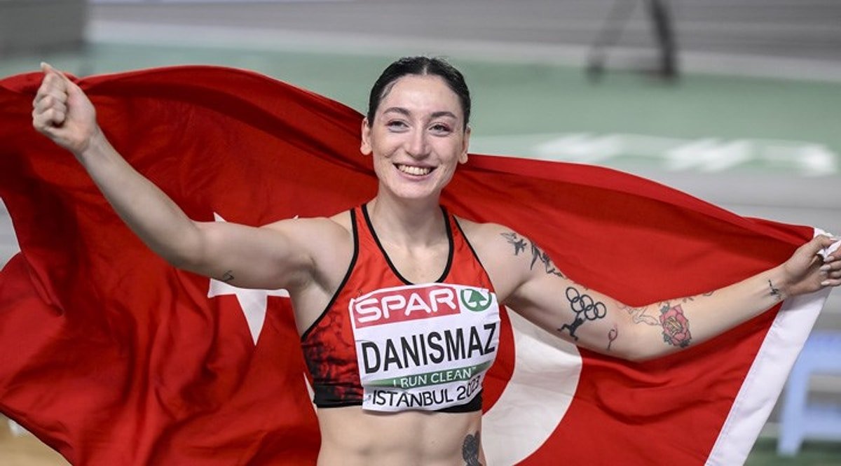 Tuğba Danışmaz Fotoğrafı - 5