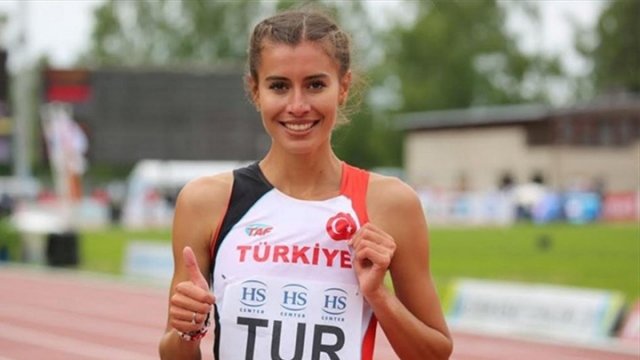 Tuğba Güvenç Fotoğrafı - 4