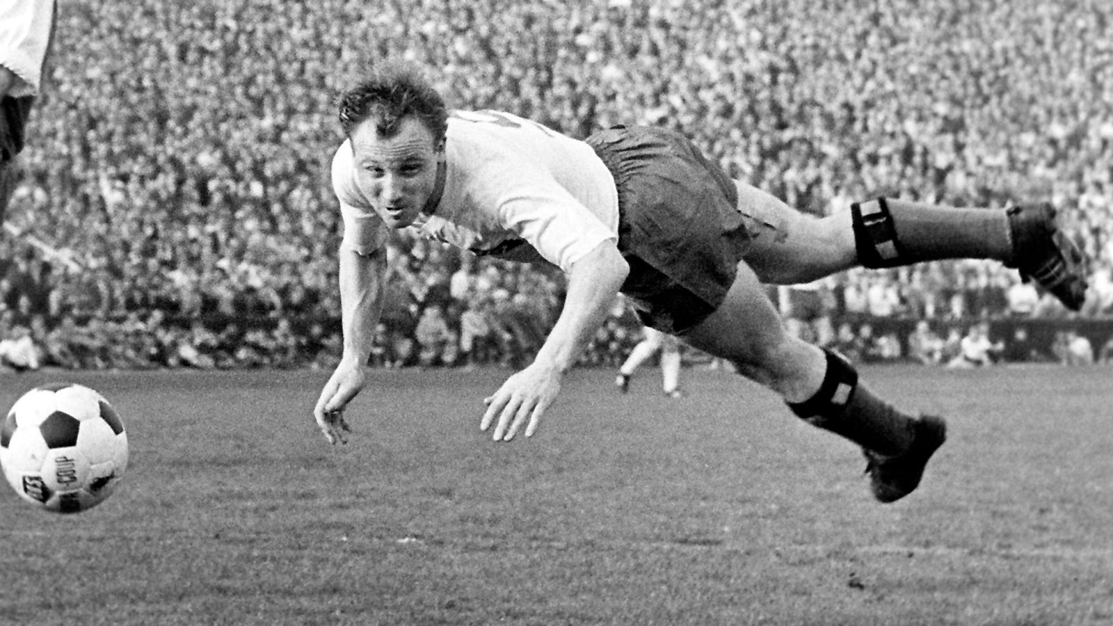 Uwe Seeler Fotoğrafı - 1
