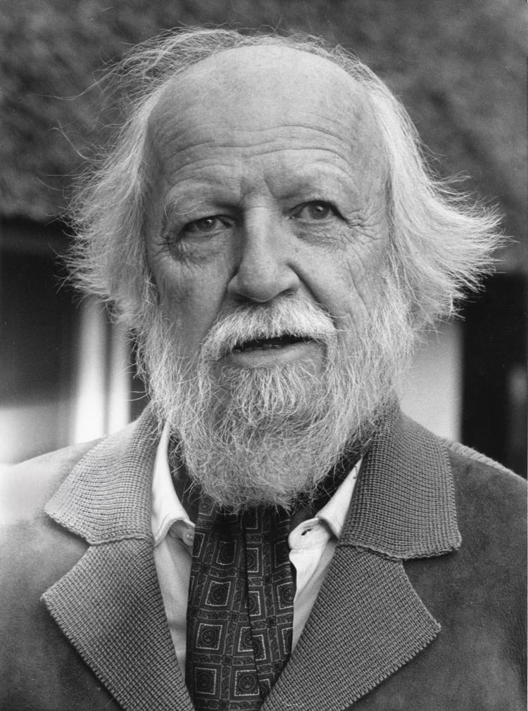 William Golding Profil Resmi