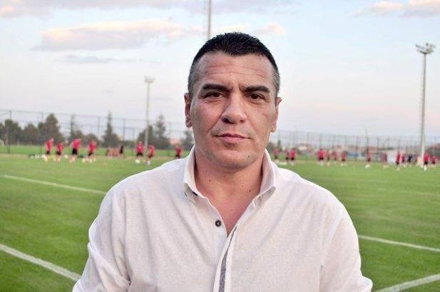 Zafer Tüzün Profil Resmi
